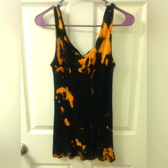 Black/tie dye ribbed tank top - Picture 2 of 2
